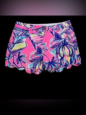 Lilly Pulitzer Neon Pink Tropical Scallop Hem Shorts